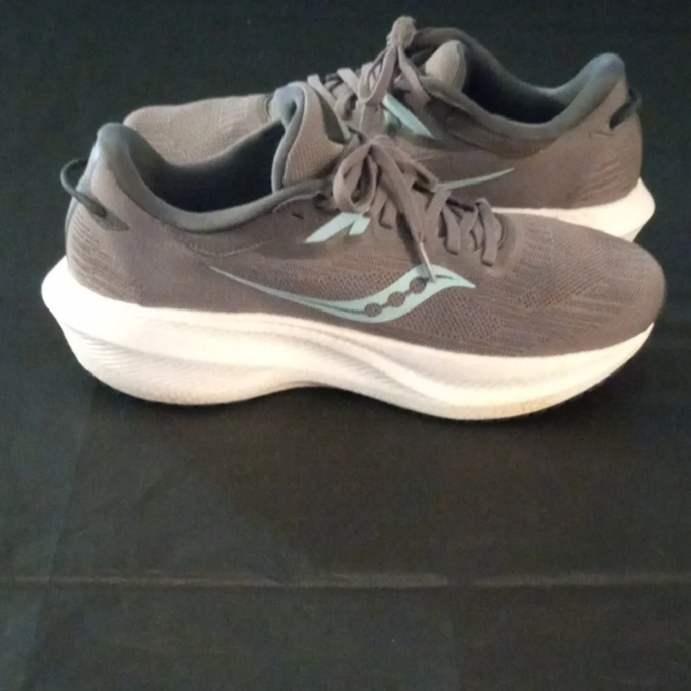 Saucony Triumph 21 Gravel Aqua Athletic Comfort Running Shoes - Picture 7 of 16